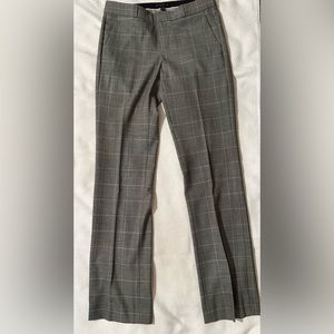 BANANA REPUBLIC Logan Trouser Fit Pant, grey windowpane plaid, size 2, NWOT